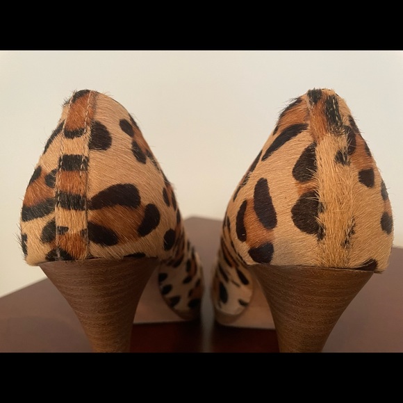 STEVEN by Steve Madden Leopard Print Pony Hair Pumps Heels Size 8.5 (run small) - Picture 5 of 7